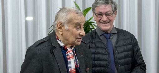 La jeunesse rend hommage à Arsène Tchakarian