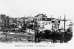 Le passage à niveau qu'une locomotive s'apprête à franchir © Archives municipales