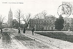 Vue du château et de l'église © Archives municipales