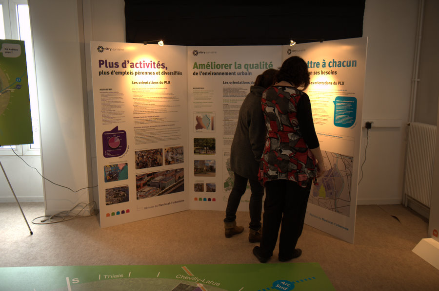 Exposition du PLU à la Maison des projets en mars 2012