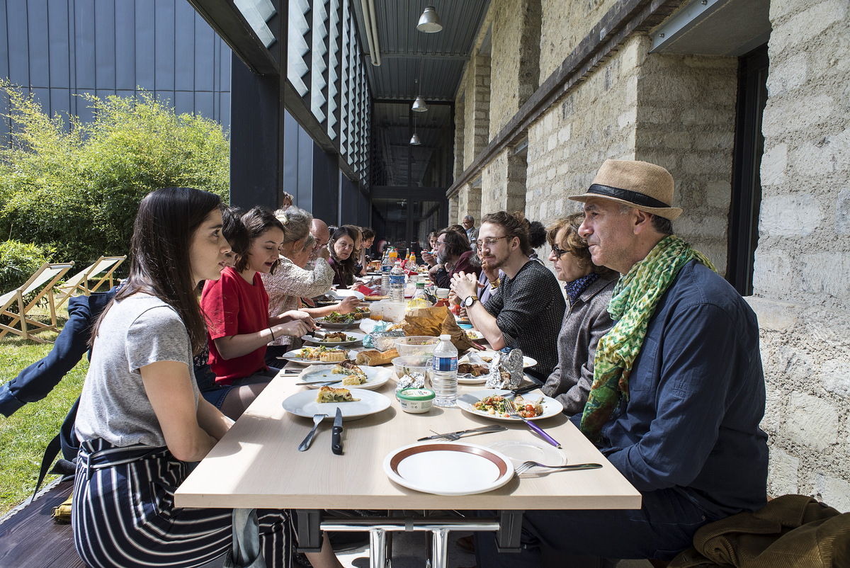 Repas interculturel briqueterie