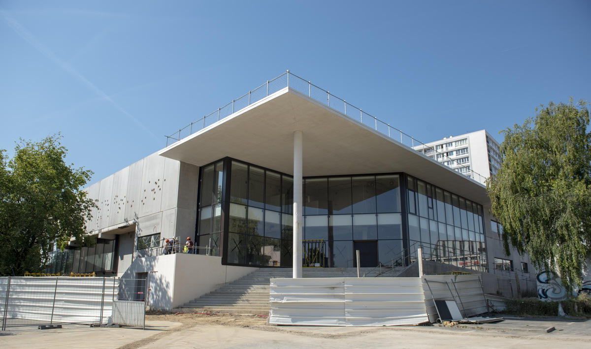 Facade centre aquatique-SL 2