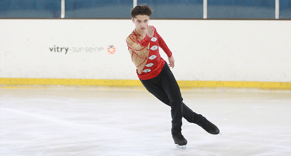 Les 3 et 4 décembre, la patinoire municipale accueille la Coupe des Lilas.