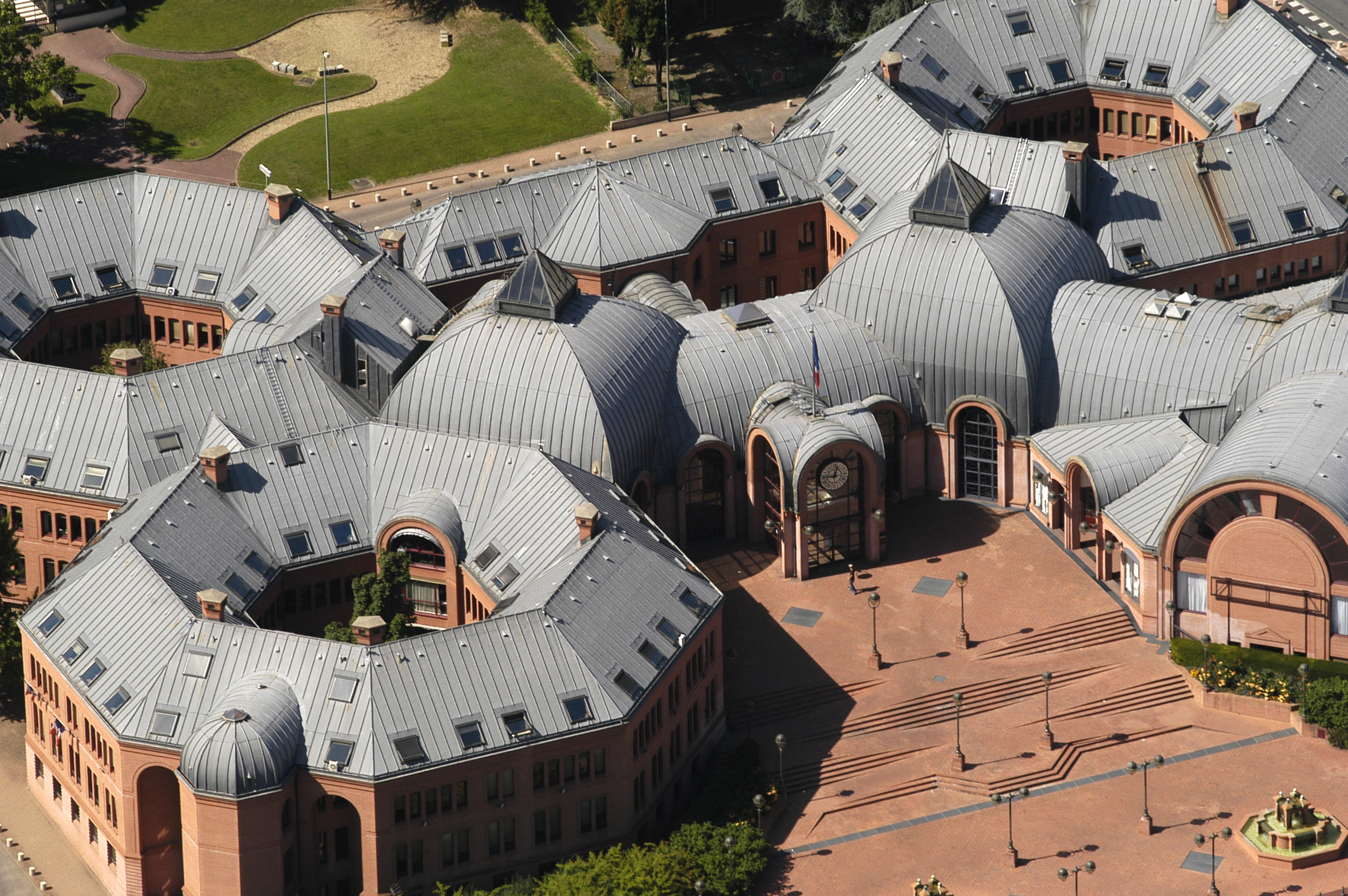 L Hotel De Ville Mairie De Vitry Sur Seine Site Officiel